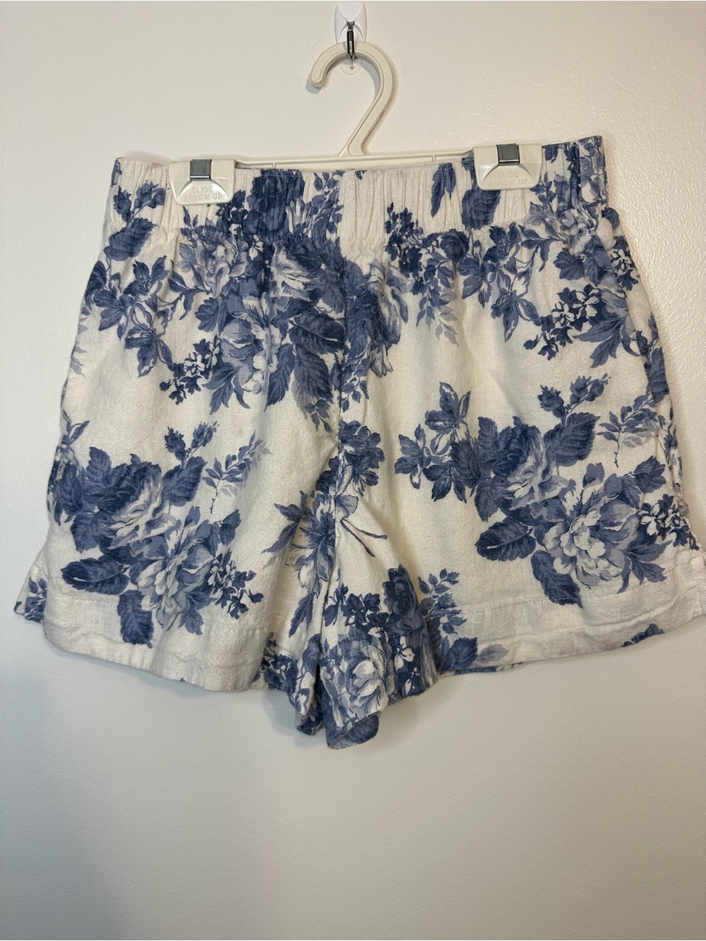 Abercrombie & Fitch White Shorts with Blue Floral Print